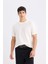 %100 Pamuk New Regular Fit Bisiklet Yaka Basic Düz Kısa Kollu Beyaz Tişört V7699AZ25SP 4