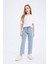 Kız Çocuk Mom Fit Standart Paça Jean Pantolon D7095A825SM 4