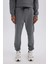 Fit Sporcu Jogger Eşofman Altı Standart Fit Üç Cepli Beli Bağcıklı Lastikli Paça D3741AX24WN 1