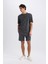 Regular Fit Düz Paça Cepli Basic Düz Şort B8792AX25SM 4