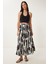 Desenli Poplin Midi Dokuma Etek Siyah Beyaz LCR0079 2