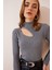 Cut Out Detaylı Fitilli Örme Bluz 2
