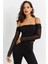 Kadın Siyah Kolları Tül Madonna Yaka Crop Bluz B1927 2
