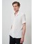 Erkek Beyaz Apaş Yaka Kısa Kol Gömlek 3