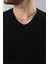 Erkek %100 Pamuk Slim Fit Dar Kesim V Yaka Basic Tişört 2