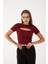 Kadın Kısa Kollu Göğüs Dekolte Detaylı Pamuklu Fitilli Bluz Crop T- Shirt 2