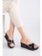 Kadın 5 cm Yüksek Dolgu Topuklu Günlük Şık Terlik 2