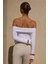 Şık Rowan Top: Off The Shoulder, Uzun Kol ve Esnek Ribana Tasarımı ile Tarzınızı Belirleyin 2