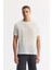 Erkek Beyaz Regular Fit Bisiklet Yaka Geometrik Desenli Teknik Kumaş Detaylı T-shirt A51y1151 1