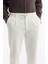 Erkek Kırık Beyaz Relaxed Fit Beli Bağcıklı Keten Karışımlı Chino Pantolon B003036 5