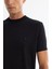 Erkek Siyah Regular Fit Yarım Balıkçı Yaka Kısa Kollu Triko T-Shirt B005025 3