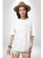 Iskelet Yoga Pozları Beyaz Oversize Kadın Erkek Ön Minimal Baskılı Tişört 5