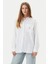 Kadın Relaxed Fit Cepli Esnek Poplin Gömlek - Beyaz 1