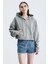 Gri Essentials Fit Kadın Zip Hoodie %100 Pamuk Kapüşonlu Düşük Omuzlu Fermuarlı Kanguru Cepli 1