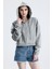 Gri Essentials Fit Kadın Zip Hoodie %100 Pamuk Kapüşonlu Düşük Omuzlu Fermuarlı Kanguru Cepli 6