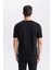 Slim Fit Dar Kesim Bisiklet Yaka Basic Düz Kısa Kollu Siyah Tişört M6608AZ25SP 6