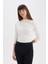 Regular Fit Degaje Yaka Basic Düz Krep Yarım Kollu Tişört E7096AX25SP 7