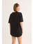 Oversize V Yaka Yırtmaçlı T-Shirt 3
