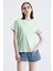 Yeşil Regular Fit Basic Kadın T-Shirt %100 Pamuk Yırtmaçlı Kısa Kol Bisiklet Yaka Düz Renk 1
