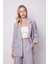 Kadın Ipeksi Dokulu Modal Kumaş Yakalı Cep Kapaklı Oversize Salaş Blazer Ceket-Gri 4
