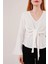 Ön Bağlamalı Volan Kol Beyaz Bluz 3