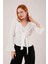 Ön Bağlamalı Volan Kol Beyaz Bluz 4