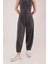 Havuç Kesim Gri Pantolon 3