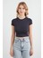 Basic Bisiklet Yaka Crop Tişört 6