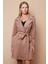 Kadın Hafif Likralı Süet Kumaş Anvelop Kruvaze Cepli Uzun Kol Diz Boy Trençkot-Bej 5