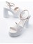 P-105 Beyaz Çapraz Kalın Topuklu Kadın Sandalet 5