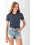 Kadın Bisiklet Yaka Çizgili Pamuklu Crop T-Shirt Lacivert Beyaz - 25512 4