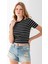 Kadın Bisiklet Yaka Çizgili Pamuklu Crop T-Shirt Siyah Beyaz - 25512 1