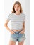 Kadın Bisiklet Yaka Çizgili Pamuklu Crop T-Shirt Beyaz Siyah - 25512 2