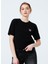 22SCTS214U-999 Scroll Down Bisiklet Yaka Rahat Kalıp Nakışlı Siyah Kadın T-Shirt 3