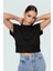 Kolsuz Crop Bluz Renk Regular Kalıp Polyester Örme Kumaş Profesyonel Görünüm Rahat Kullanım 2