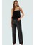Yazlık Kolsuz Kare Yaka Fitted Pilise Bluz Polyester Örme Kumaş Modern Stil Rahat ve Şık 1