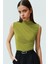 Yazlık Örme Bluz Vücuda Oturan Dik Yaka Kolsuz Esnek Özenle Seçilmiş Mükemmel Uyum 2