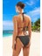 Üçgen Simli Bikini Takımı Hızlı Kuruyan Klora Dayanıklı Yüksek Konfor Esnek Kumaş 3