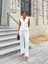 Slim Fit Kruvaze Yelek & Rahat Kesim Pantolon 2’li Set – Kusursuz Kalıp ile Zarif Stil 1