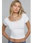 Kadın Beyaz Göğsü ve Kolları Dantelli Fiyonklu Kısa Kol Crop Top Bluz 1