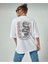 Kadın Oversize Osaka Baskılı Beyaz T-Shirt 1