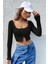 Kadın Siyah Uzun Kollu Agraflı Göğüs ve Göbek Dekolteli Crop Top Bluz 4