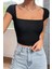 Kadın Siyah Kare Yaka Yarım Kol Göğüs Dekolteli Crop Top Bluz 1
