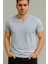Erkek Basic V yaka Açık Gri Tshirt 1