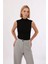 Kadın Kolsuz Bluz 1