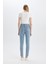 Lina Lina Mom Fit Yırtık Detaylı Yüksek Bel Bilek Boy Jean Yıkamalı Pantolon C2384AX24SM 6