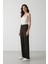 Afra x Defacto Straight Fit Kumaş Pantolon Çift Cepli Normal Bel Standart Boy E4660AX25SP 3