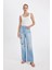 90's Wide Leg Yüksek Bel Geniş Paça Yırtık Detaylı Yıkamalı Jean Pantolon C8609AX24HS 1
