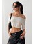 Kadın Beyaz Kayık Yaka Oversize Crop T-Shirt 2
