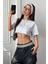 Kadın Beyaz Kayık Yaka Oversize Crop T-Shirt 3